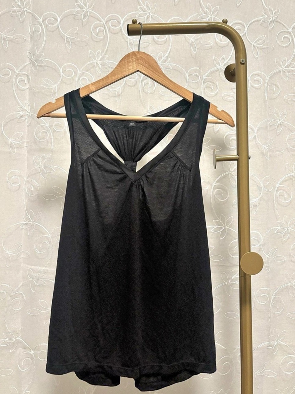 Club Monaco Black Razorback Draped Tank Top Size Small - Picture 3 of 4